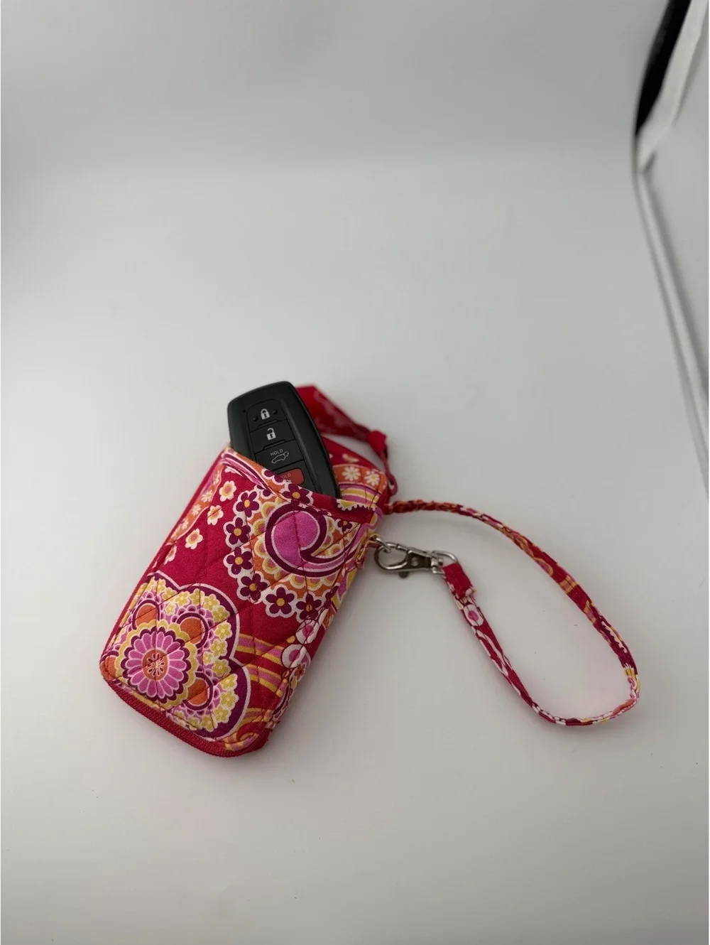 Vintage Y2K Vera Bradley Raspberry Fizz All in One Zip Around Wristlet Wallet